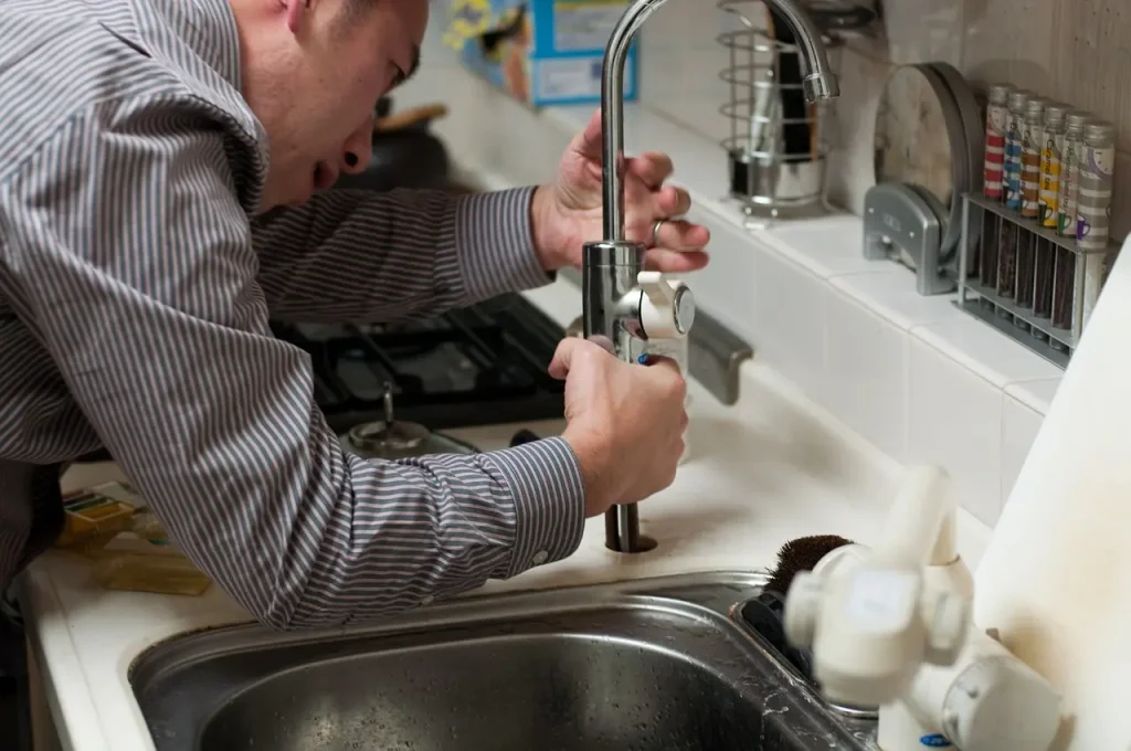 Can a plumber fix a sink?